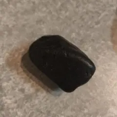国産ジェット（黒玉）原石 ㉛
