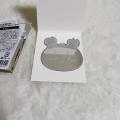 ちいかわ　東京みやげ　トレーディングおかおミラーステッカー　カニちゃん