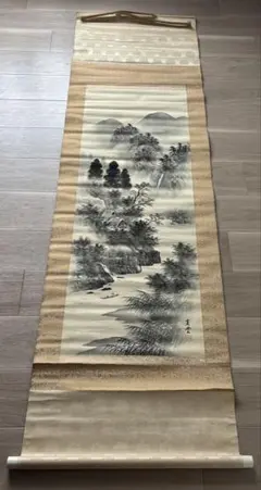 【掛け軸】山本敦史『秋景 花鳥図』紅葉と小鳥　共箱付き　日本画 掛け軸】山本敦史『秋景 花鳥図』紅葉と小鳥 共箱付き 日本画 - メルカリ