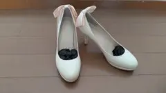 mayla classic パンプス リボン エナメルのサムネイル