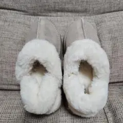 Item thumbnail for item 737d7851-edba-47a9-b910-ebb40bccc638