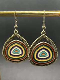 即購入可　幾何学模様　ピアス　ゴールド　おしゃれ　ドロップ