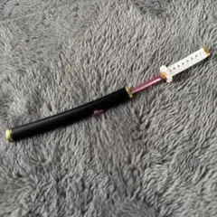 鬼滅の刃ミニ刀 2本セット ディスプレイ用スタンド付き