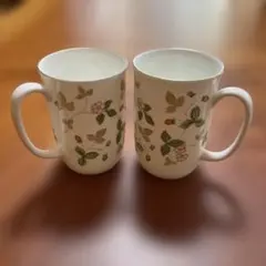ウェッジウッド花柄陶器マグカップ2個セット