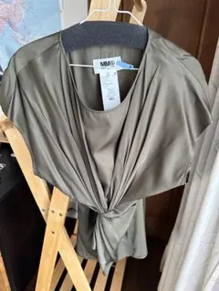 MM6 Maison Margiela 半袖トップス オリーブのサムネイル