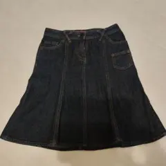 Item thumbnail for item 62316357-341a-4758-80f0-38ec56376c77