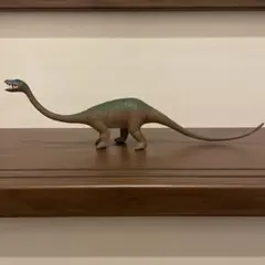 恐竜フィギュア
