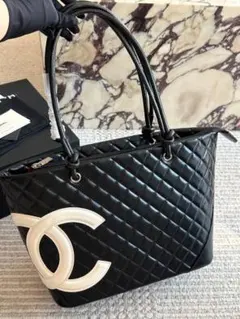 CHANEL キルティング ショルダーバッグのサムネイル