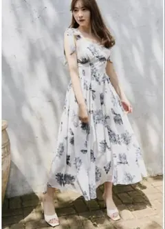 her lip to sunflower printed midi dressのサムネイル