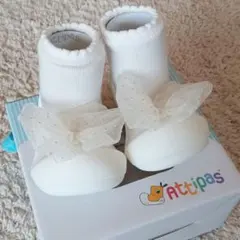 Attipas ホワイトベビーシューズ リボン付き　ホワイト　11.5cm