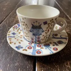 ittara イッタラ Taika タイカ cup & saucer