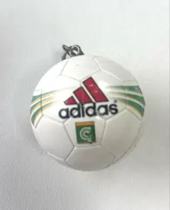 adidas サッカーボール キーホルダー