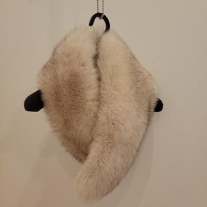 ＊新品未使用タグ付き＊　定価44,000円　アナイ　サガフォックス　マフラー