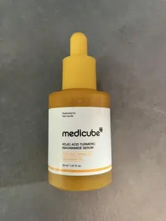 medicube コウジ酸ビタナイアシンセラム 30ml 美容液