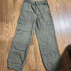 UNIQLO　カーゴパンツ オリーブ ウエストゴム