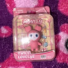 TWICE LOVELYS MOVELY ブリスターマスコットチャーム モモ