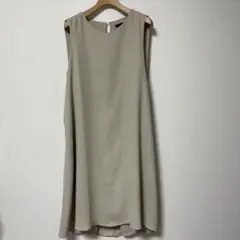 KBF+ ノースリーブベージュワンピース Size Oneのサムネイル