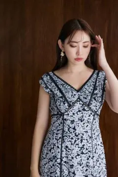 herlipto Lace Trimmed Floral Dress