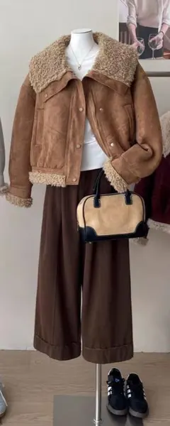 大人気❤️冬の暖かジャケット　お出かけにも最適デザイン