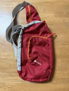 LOGOS ボディバッグ ショルダーバッグ レッド　中古品のサムネイル
