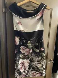 ドレス　リナシメント　オフショルダー　フラワー　ボタニカル　プリント　xs s