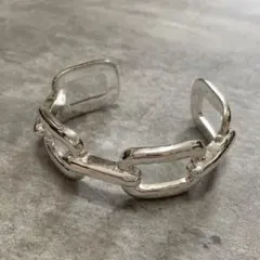 チェーンデザインバングル