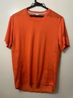 adidas ランニングシャツ　クライマクール　サイズM