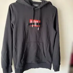 DIESEL フード付き ブラック トレーナー