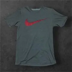 NIKE Tシャツ グレー レッドスウッシュロゴ Sサイズ00s Y2K 短丈のサムネイル