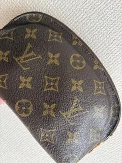 LOUIS VUITTON モノグラム ポーチ
