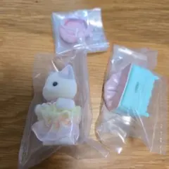 シルバニアファミリー　ラテネコ赤ちゃん　ピーノ　ゆめいろマーメイド