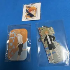 ハイキュー　日向翔陽　アクリルキーホルダーと缶バッジセット