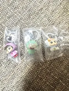 新品未開封　クレヨンしんちゃん　めじるしアクセサリー　3点セット