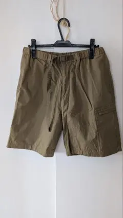 ユニクロ　UNIQLO　U　メンズ　ショートパンツ　ウェビングベルトのサムネイル
