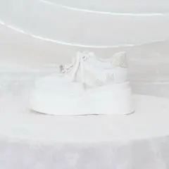 Rosé Muse Glitter point sneakers ホワイト - メルカリ