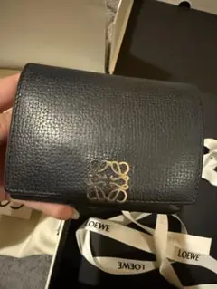 LOEWE ロエベ アナグラム トライフォールド ウォレット