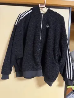 adidas ボアジャケット