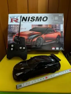 Nissan GT-R Nismo ラジコンカーのサムネイル