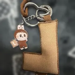 ラブブ　イニシャルキーホルダー　L