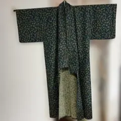 着物　グリーン系　花柄　総柄
