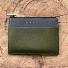 Item thumbnail for item 921536a3-9a14-43ba-bb60-3eefb776bcb2