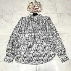 新品タグ付✨シーナリー 花柄シアーブラウス ハイネック グレー 