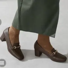 オリエンタルトラフィック 跳べるパンプス