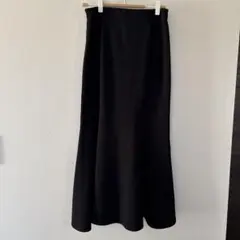 ブラック フレアロングスカート