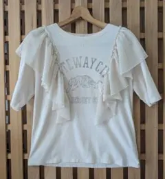 Sugar spoon ／フリル付 クリーム色Tシャツ／ Fサイズ