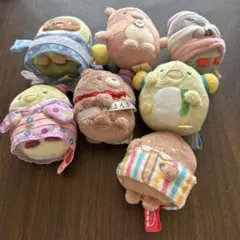 すみっコぐらし手乗りぬいぐるみまとめ売り 多様な衣装のぬいぐるみセット