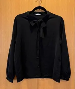 ハニーズ シャツ