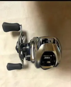 週末値下げ❗️21ジリオンsv tw 1000xhl　美品 ダイワ ベイトリール ジリオン SV TW 1000XHL 2021年モデル (左