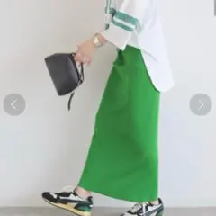 【最終お値下げ】グリーンスリットタイトスカート　JOURNAL STANDARDのサムネイル