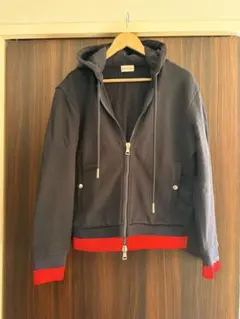 MONCLERフード付きパーカー ネイビー/レッド